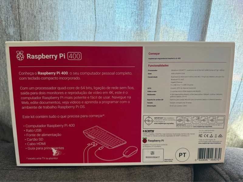 Raspberry Pi 400 Kit Computador (Layout PT)
