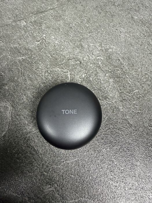 Навушники гарнітура LG Tone FP9