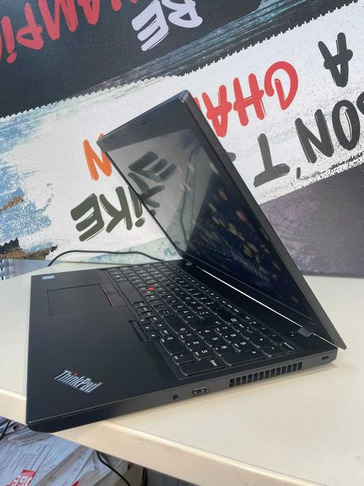 15 дюймові Ноутбук Lenovo L590 є в великі кількості
