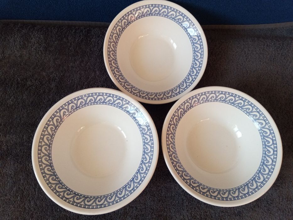 Тарілки часів СРСР,фаянс, Буди