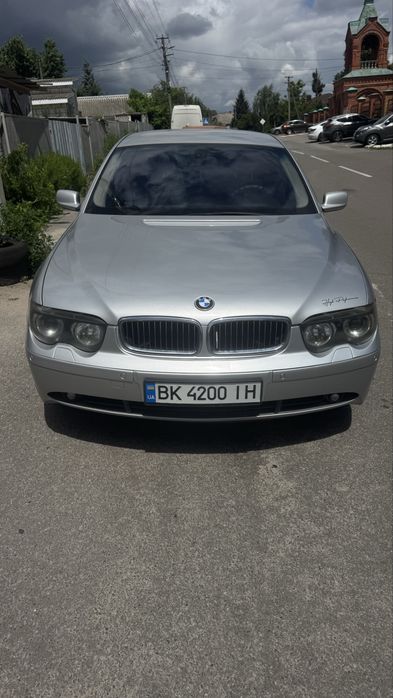 BMW 7 Series 745i 2002 рік