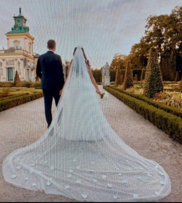 ślicznie zdobiona suknia rozm 38