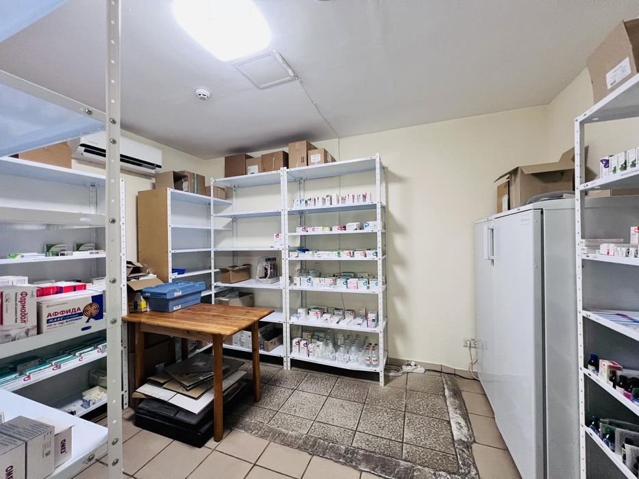 Продам магазин на зупинці Привокзальна площа (топ-місце)