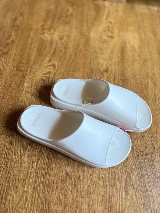 Нові шлепки Victoria’s Secret (Pink)