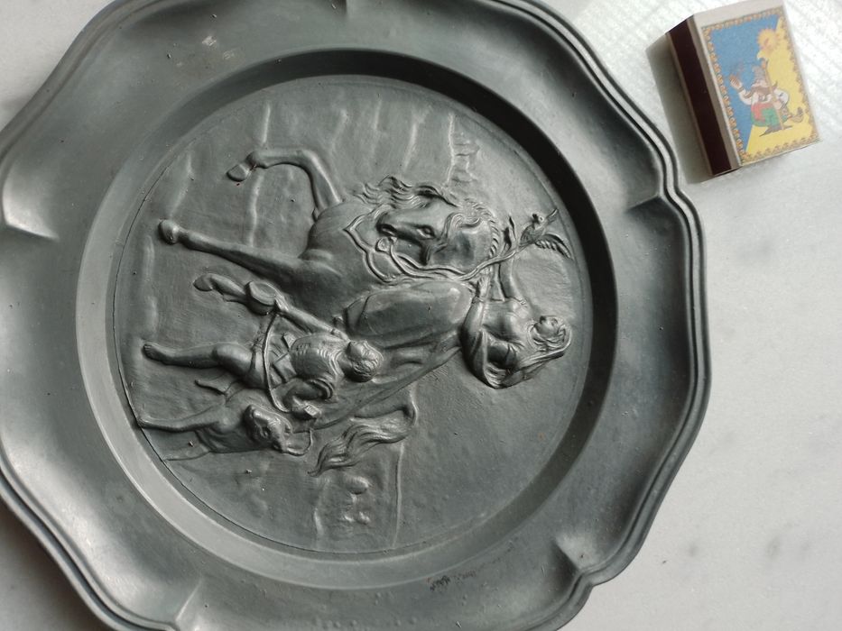 5 Сувенірні декоративні металеві тарілки