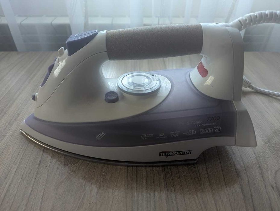 Парова Праска Termozeta 2000W