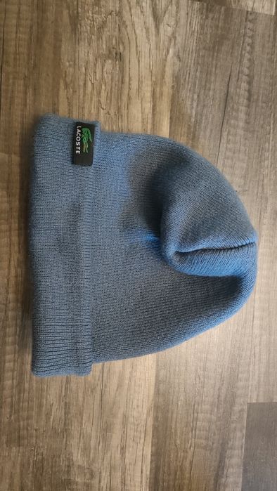 świetna czapka LACOSTE w super stanie
