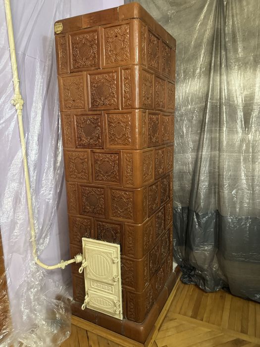 Продаю кафель в хорошому стані
