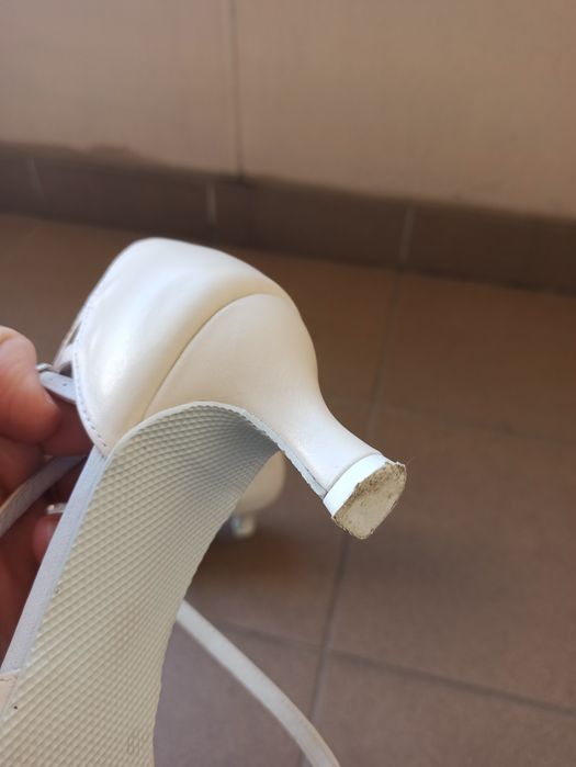 buty do ślubu śmietanka 41 Sensatiano