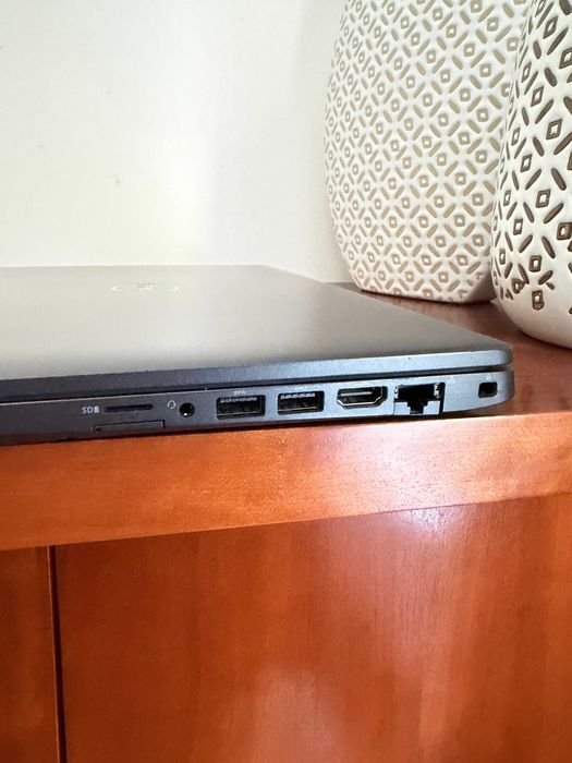 Dell Latitude 5400|i5-8365u Quad Core|8Gb Ram |Ssd Nvme 256Gb|