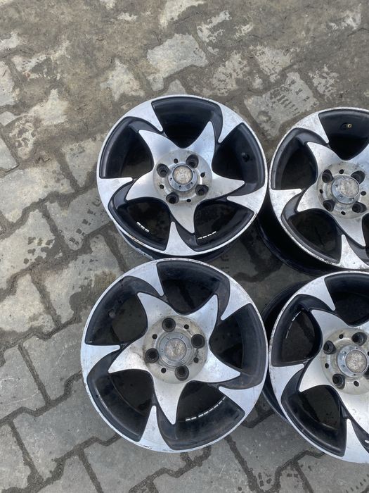 Титаны R13 разболтовка 4х98 Ваз