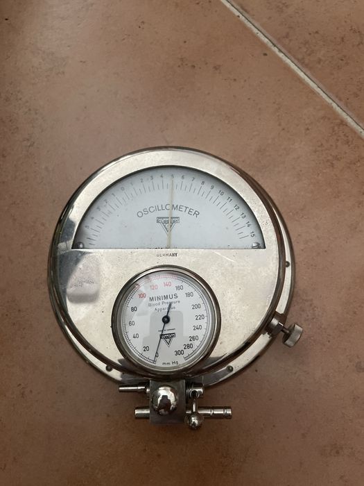 Manômetro de precisão Riester década de 60