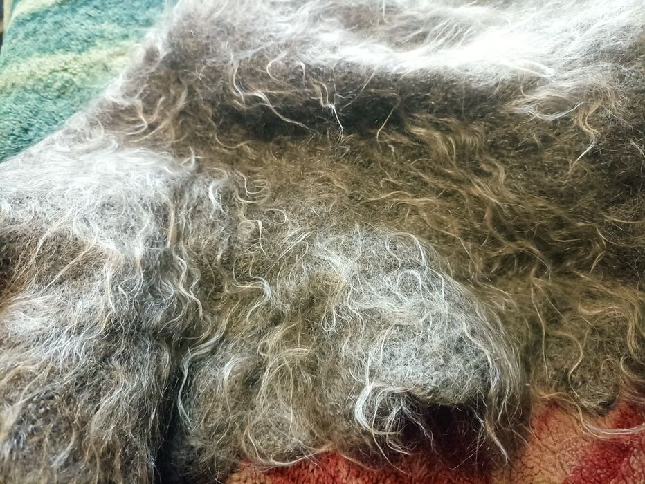 Пуховый платок плотной вязки