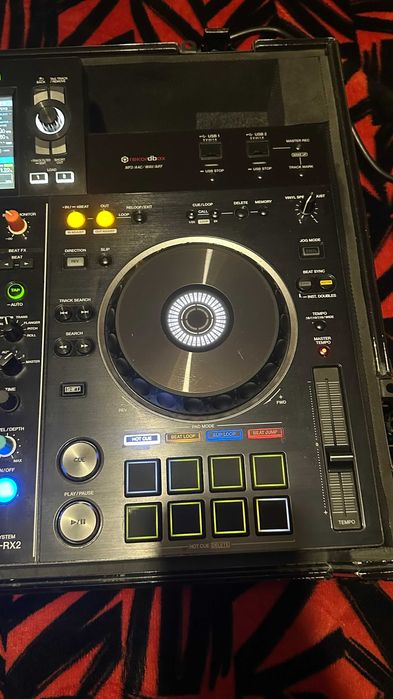 Pioneer XDJ-RX2 + Mala + Decksaver