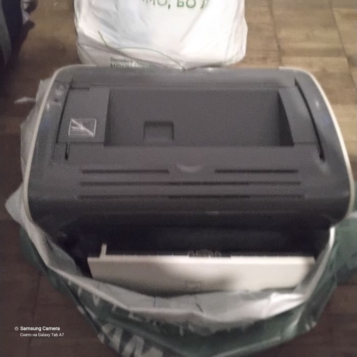 Продается хорргий лазерный принтер саnon,самовывоз