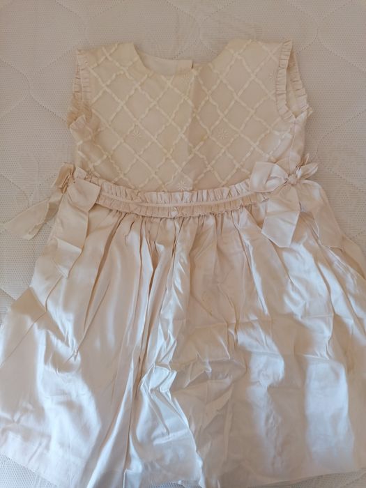 Vestido de cerimónia de criança