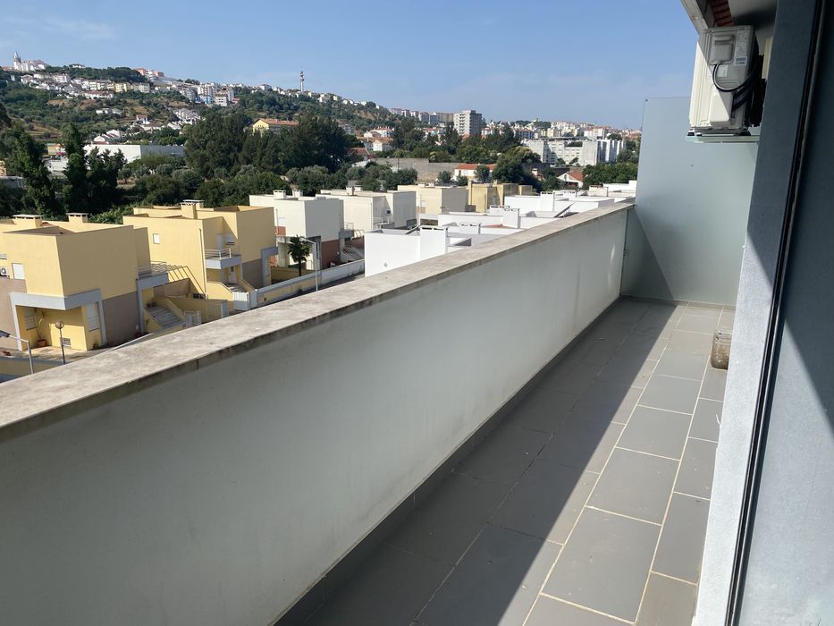Apartamento T1 mobilado e equipado