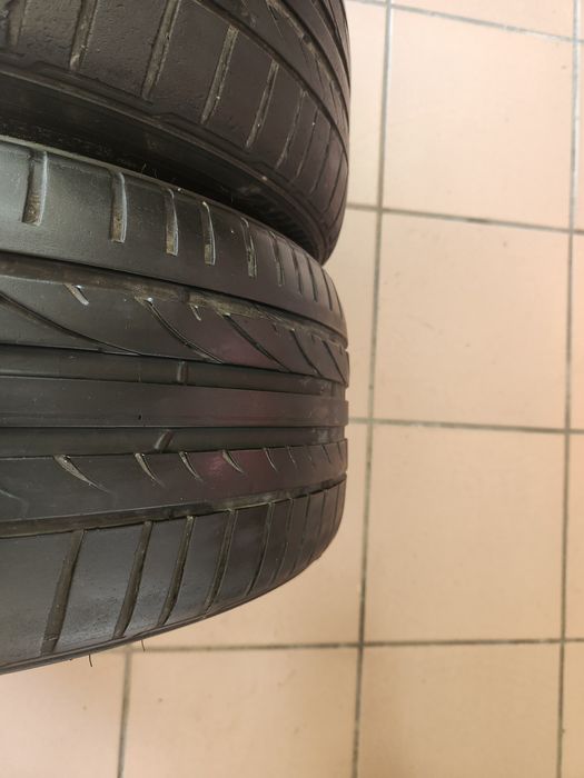 Pneus Bridstone Porenza 225/40/R18 usados