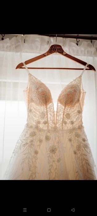 Suknia ślubna typ księżniczka