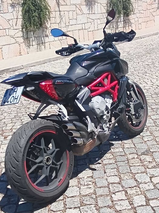 Moto MV Augusta 800