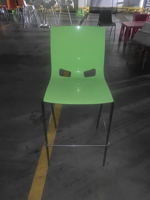 hoker,hokery,krzesła barowe