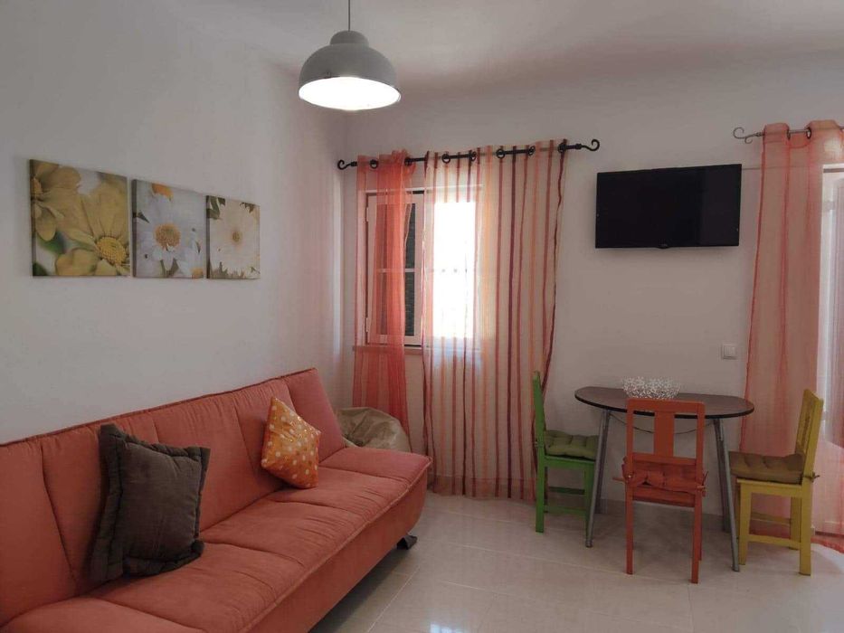 Aluga-se apartamento T0 na Zambujeira do Mar