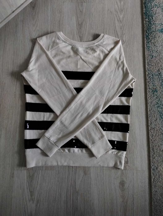 bluza wciągana, z cekinami Sinsay rozm. 36