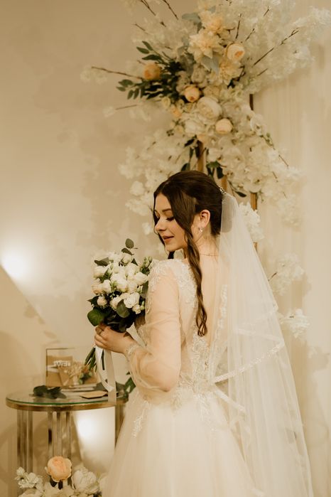 Весільна сукня 44р.