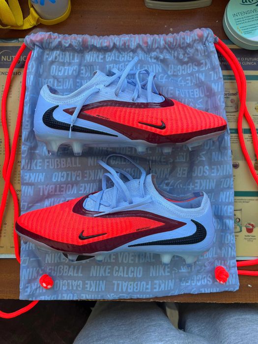 Chuteiras Nike Phantom 6 low elite novas tamanho 42