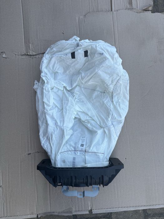 AIRBAG подушка безпеки під торпедо A2138600202 MERSEDES w 213