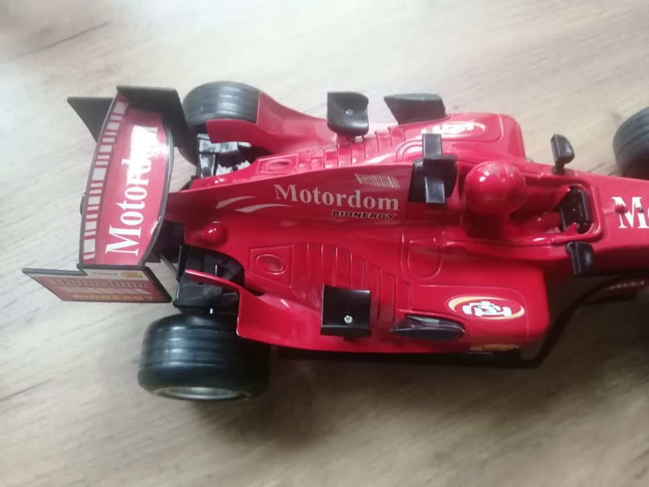 Bolid auto samochód Formuła 1