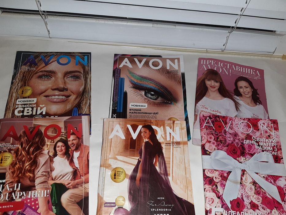Продам Журналы  AVON