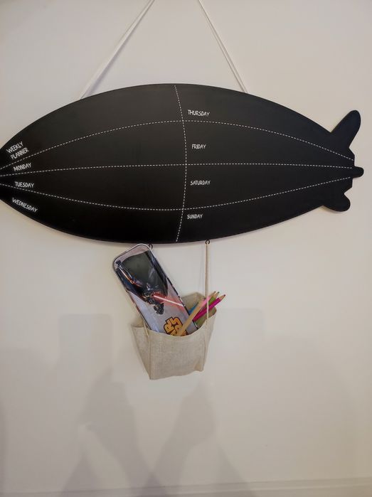 Tablica do pisania kredą dla małych dzieci