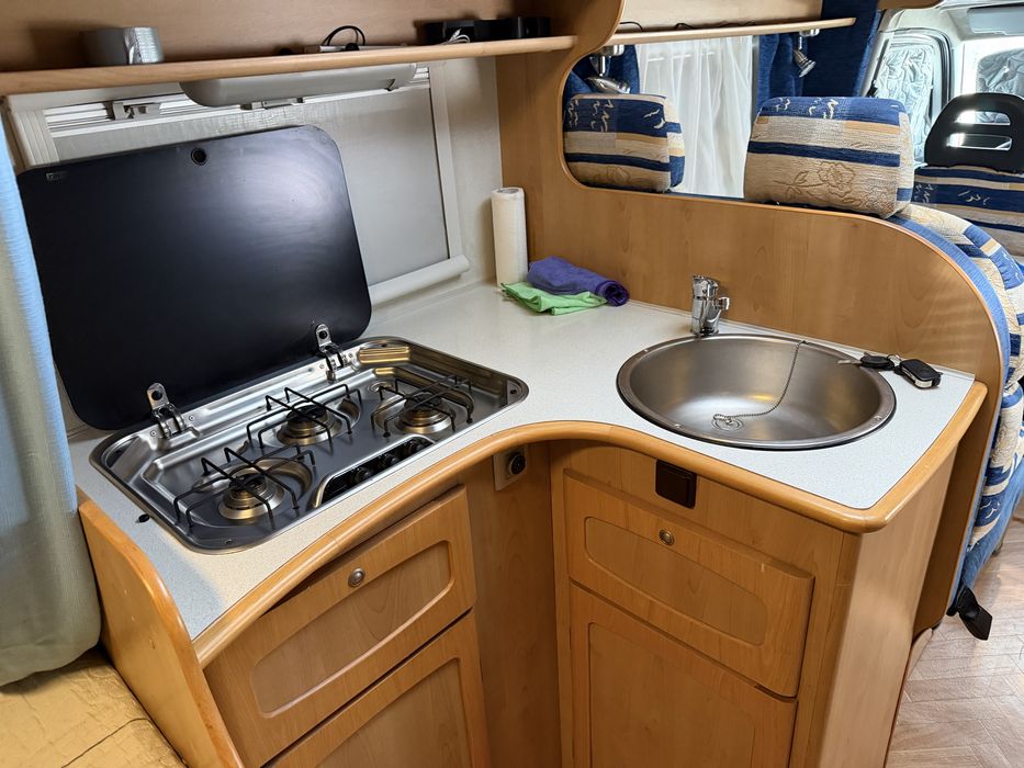Autocaravana McLouis 2005 – Fiat Ducato 2.8 – 5 lugares / 4 dormidas