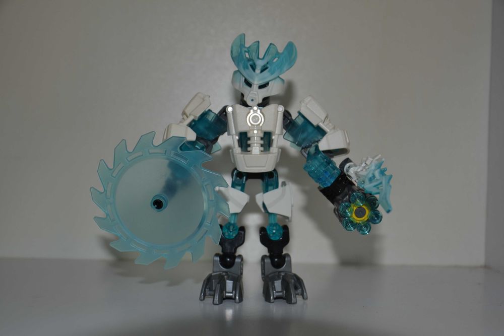 LEGO Bionicle 70782 – Protector of Ice