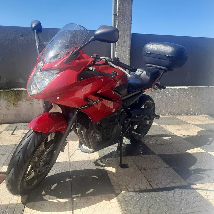 2014 Yamaha XJ6 Diversion com 17500Km