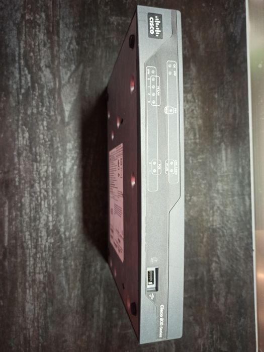 Маршрутизатор Cisco 881.