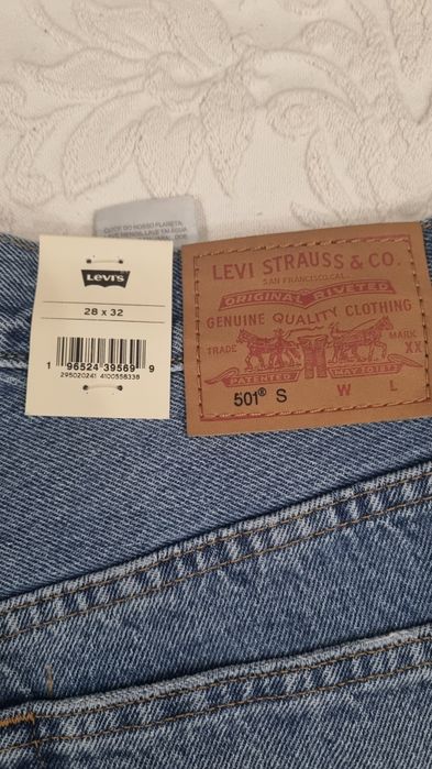 Джинси Levi's skinny