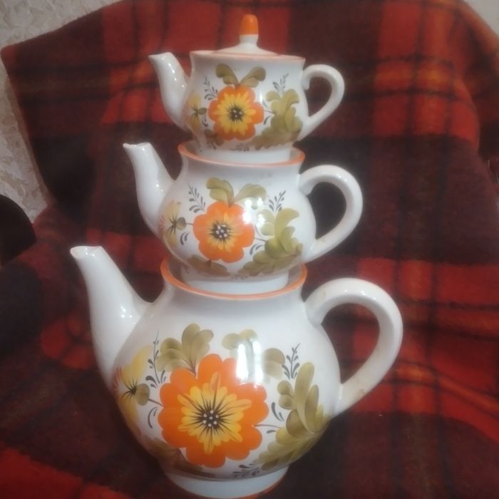 Чайники 400 грн. 3 литра,1 литр,0.5 литра