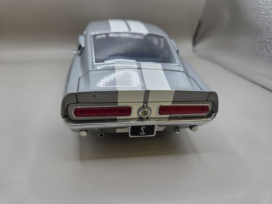 Ford mustang shelby 1:18 exact detail  1967 gt350
