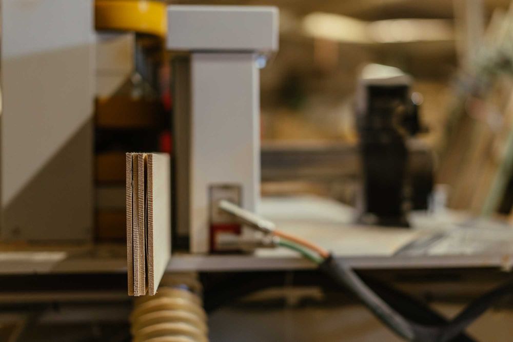 Obłóg sosnowy 2100x140x4 mm I klasa