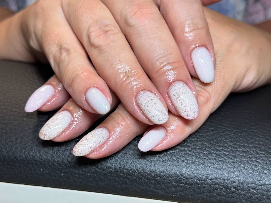 Маникюр гель лак