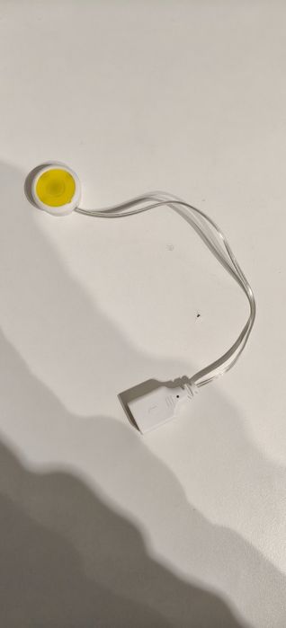 Luminária em forma de comando de consola com cabo para teste