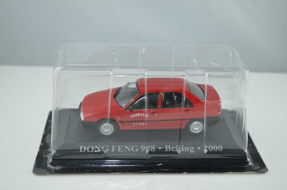 Altaya Taxi Dong Feng 988 Pequim 1/43