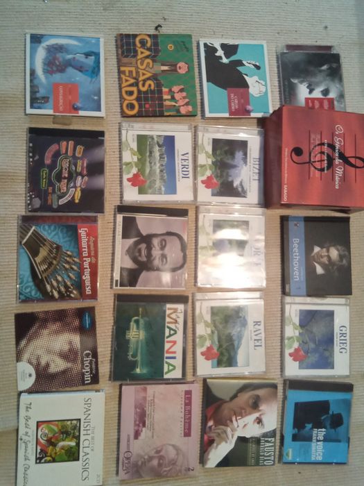 Vendo CDs  de música variada