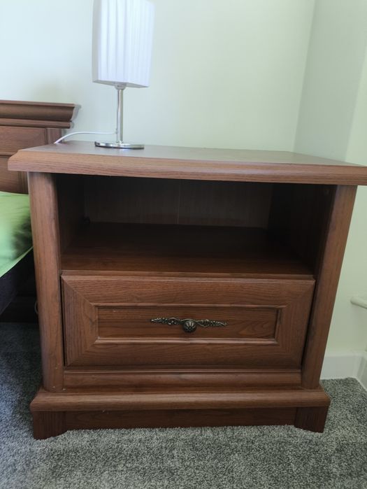 Szafki nocne dwie sztuki bardzo stylowe szer 50cm wys 40 głębokość 35cm
