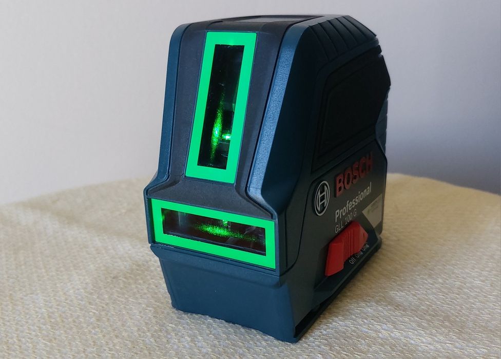 Лазерний рівень нівелір BOSCH GLL100G Professional