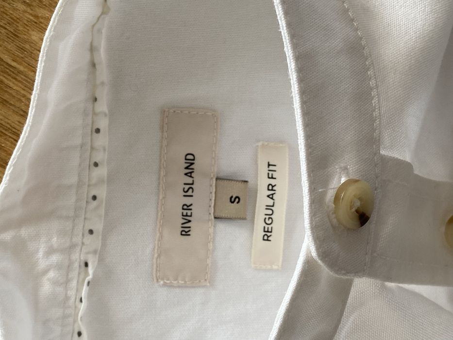River Island S koszula biała klasyczna stójka krótki rękaw