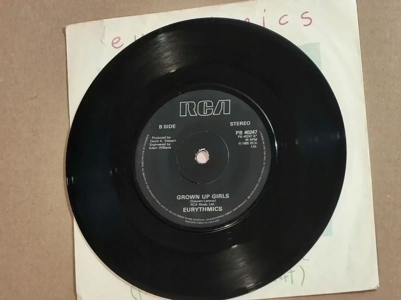 Eurythmics - There Must Be An Angel. 7'' 45 Rpm Single VG+