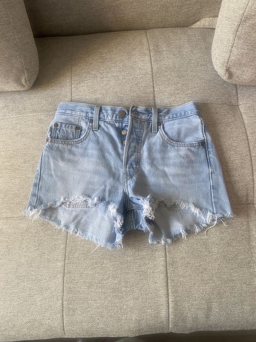 Джинсы ,шорты Levis